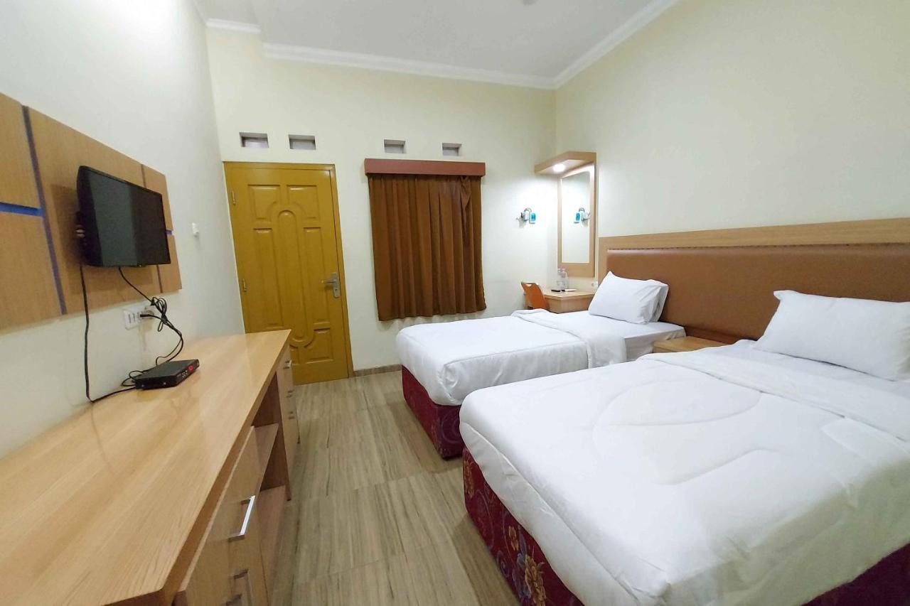 Homestay Fifa Syariah Pati near RSUD RAA Soewondo Bagian luar foto