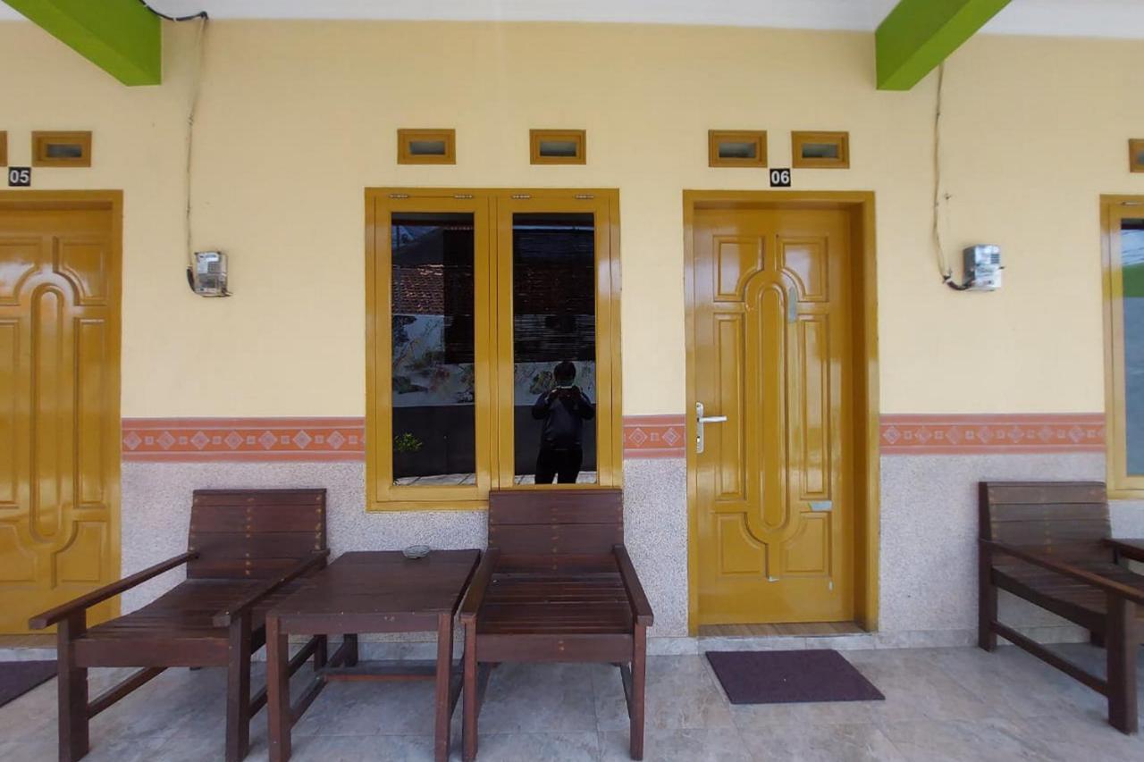 Homestay Fifa Syariah Pati near RSUD RAA Soewondo Bagian luar foto